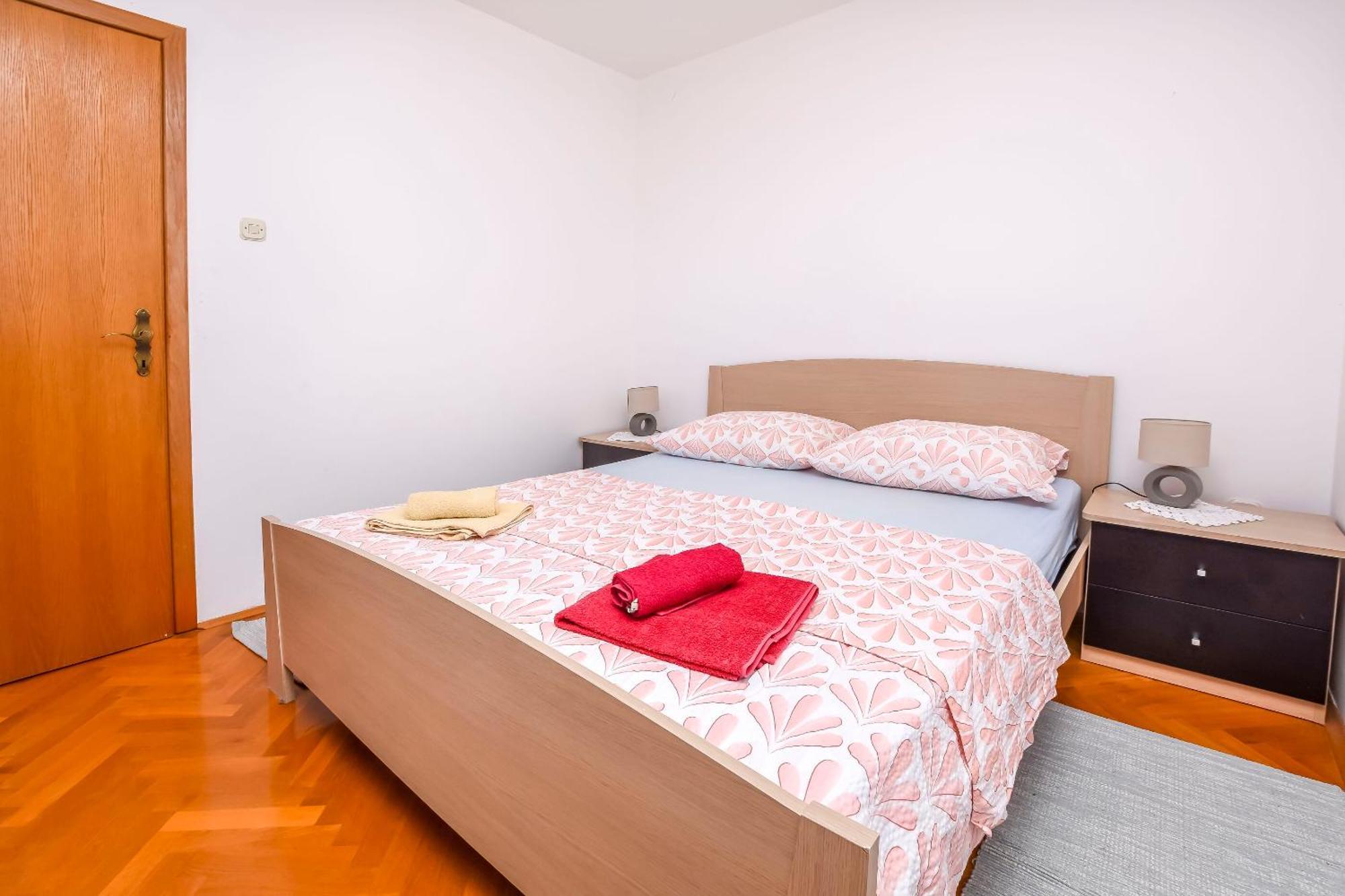 Apartments Ema Ražanj المظهر الخارجي الصورة