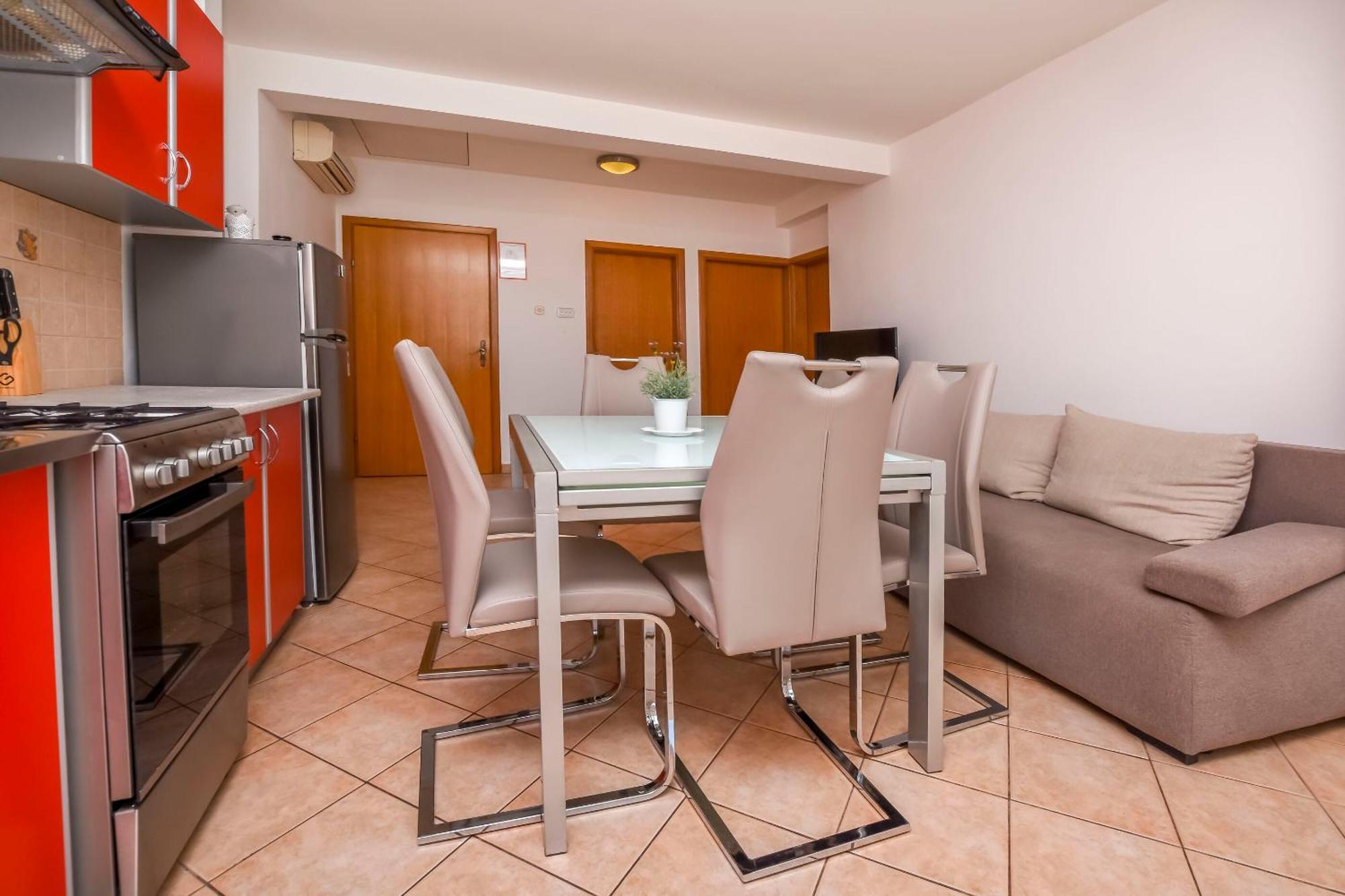Apartments Ema Ražanj المظهر الخارجي الصورة